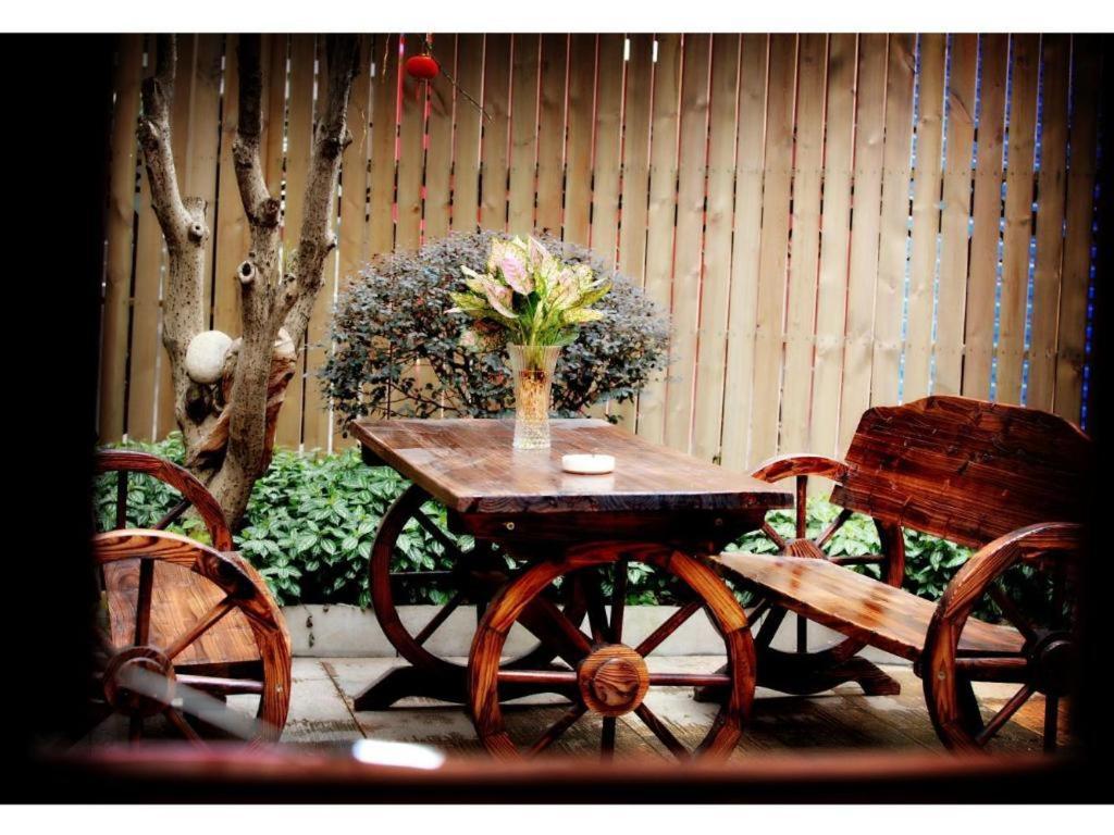 Parkside Hostel Guilin Bagian luar foto