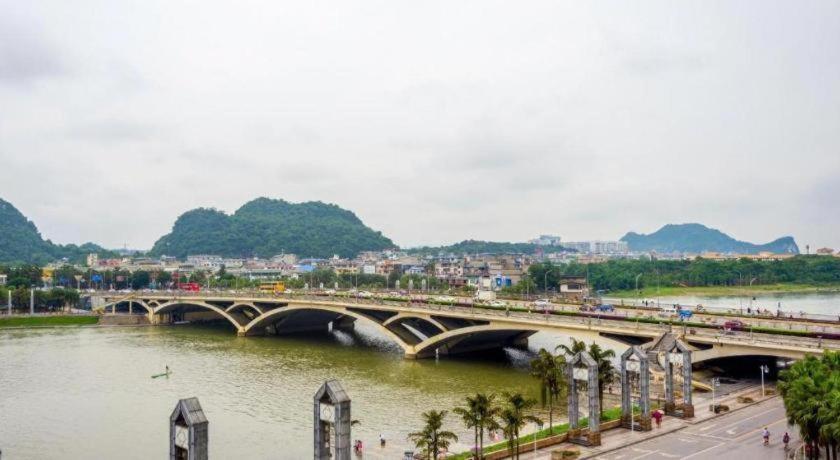 Parkside Hostel Guilin Bagian luar foto